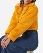 Selena Gomez Only Murders S04 Yellow Fur Coat