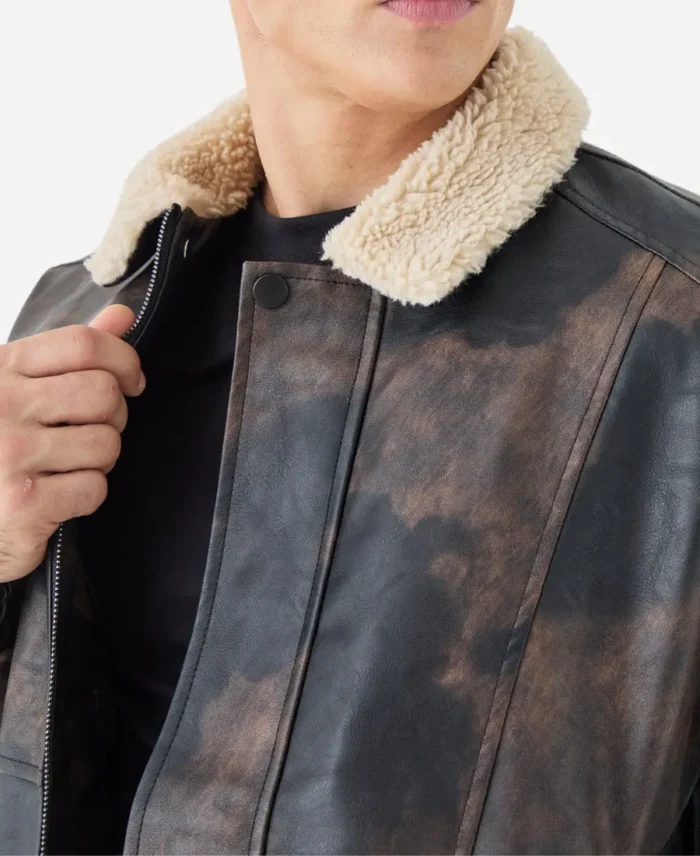 Mens-Sheepskin-Distressed-Brown-Fur-Collar-Jacket-Closeup