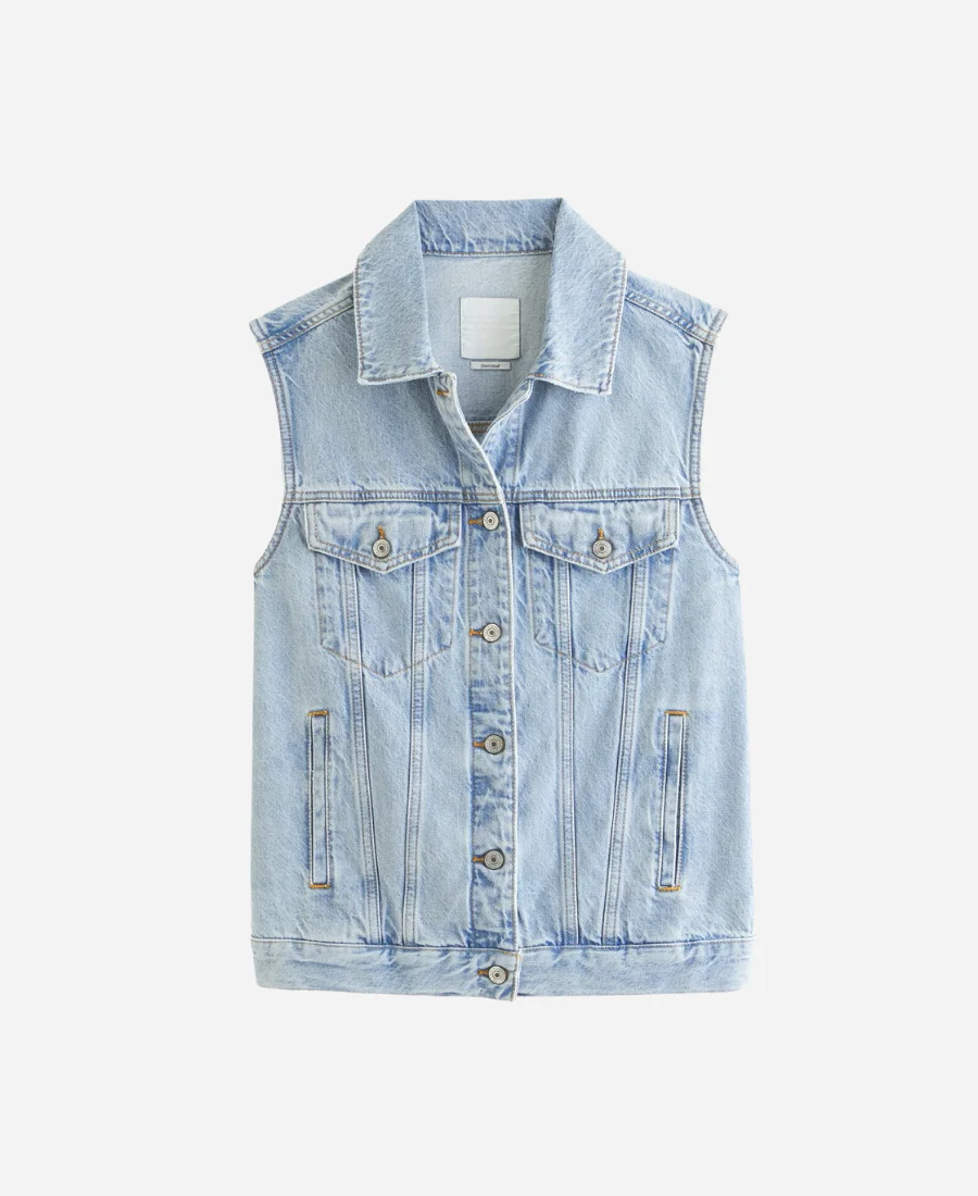 Outer-Banks-S04-Carlacia-Grant-Denim-Vest