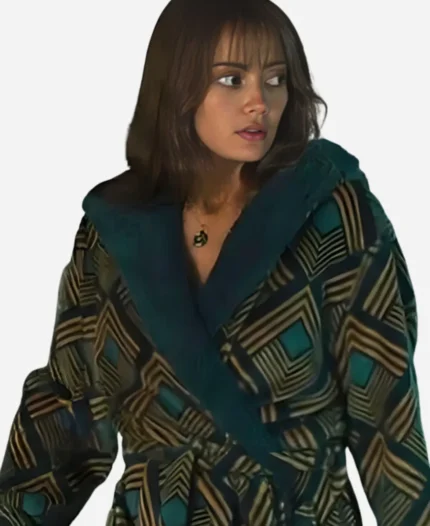 Sweetpea S1 Ella Purnell Geometric Print Robe