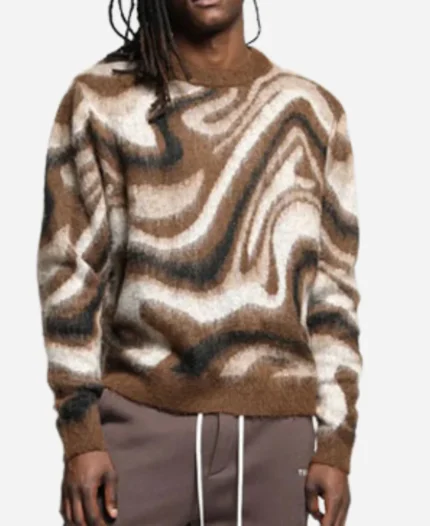 Jesse-Raymond-Tv-Series-All-American-Homecoming-Season-03-Sylvester-Powell-Brown-Swirl-Print-Sweater