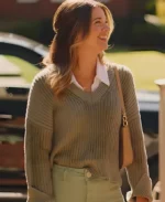 Sarah-Fisher-Movie-Someone-Like-You-2024-London-Quinn-Knit-Sweater