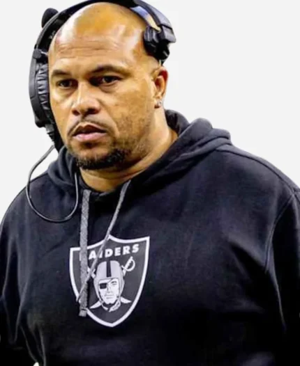 Las-Vegas-Raiders-Head-Coach-Antonio-Pierce-Black-Pullover-Hoodie