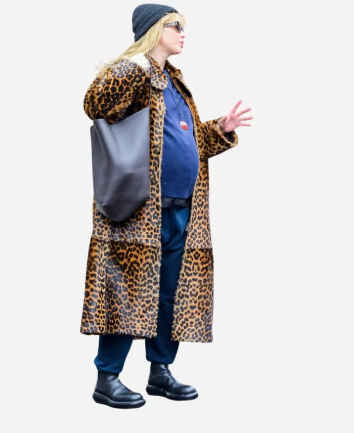 Jennifer-Lawrence-NYC-2025-Leopard-Print-Fur-Coat