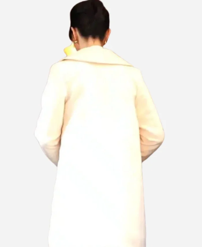 The-Penguin-2024-Sofia-Falcone-White-Wool-Coat