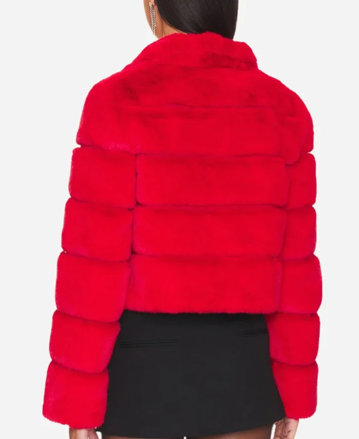 The-Today-Show-Savannah-Guthrie-Red-Fur-Jacket