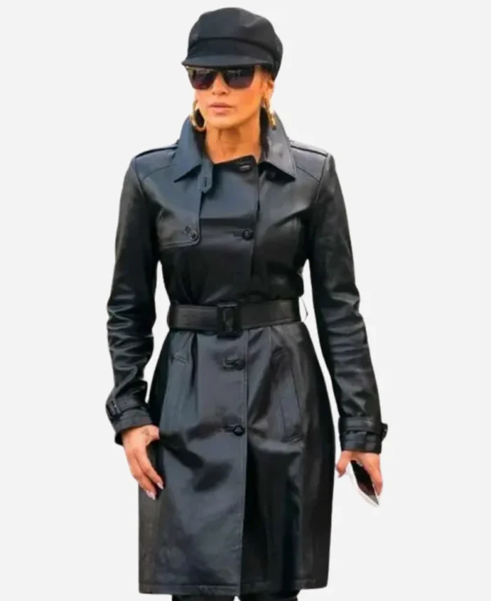 Jennifer-Lopez-New-York-Street-Leather-Coat