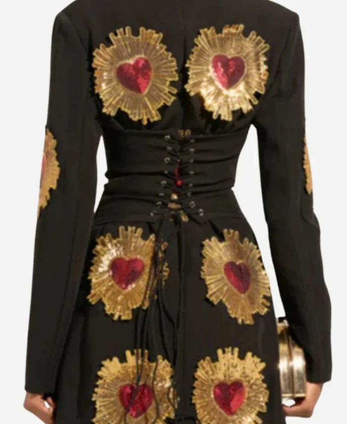 Lucia-Flores-Wiseman-The-Voice-S27-Black-Gold-Heart-Dress