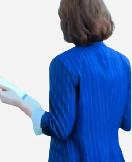 Natalie-A-Minecraft-Movie-Emma-Myers-Blue-Striped-Blazer