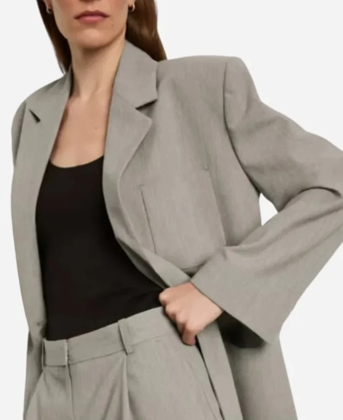 2025-The-Today-Show-Annie-Murphy-Grey-Blazer
