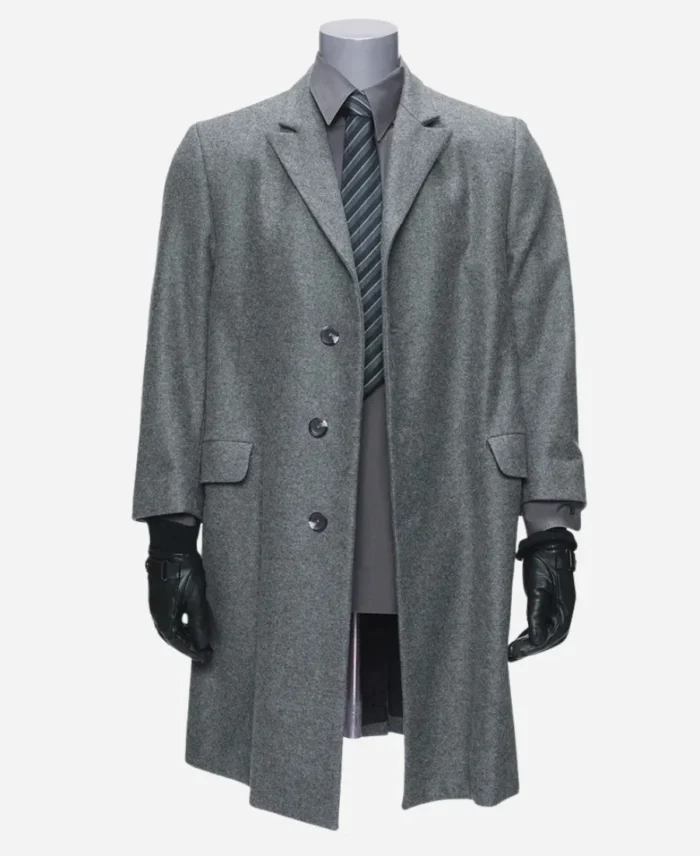 Arthur-Pym-The-Fall-of-the-House-of-Usher-2023-Mark-Hamill-Grey-Coat