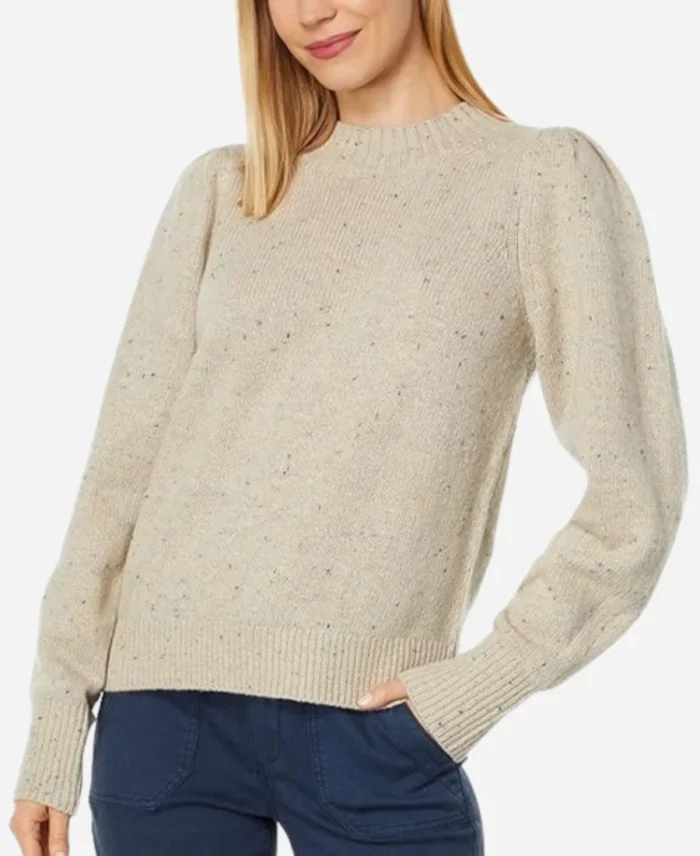 Ashley-Movie-The-Merry-Gentlemen-2024-Britt-Robertson-Beige-Speckled-Crewneck-Sweater