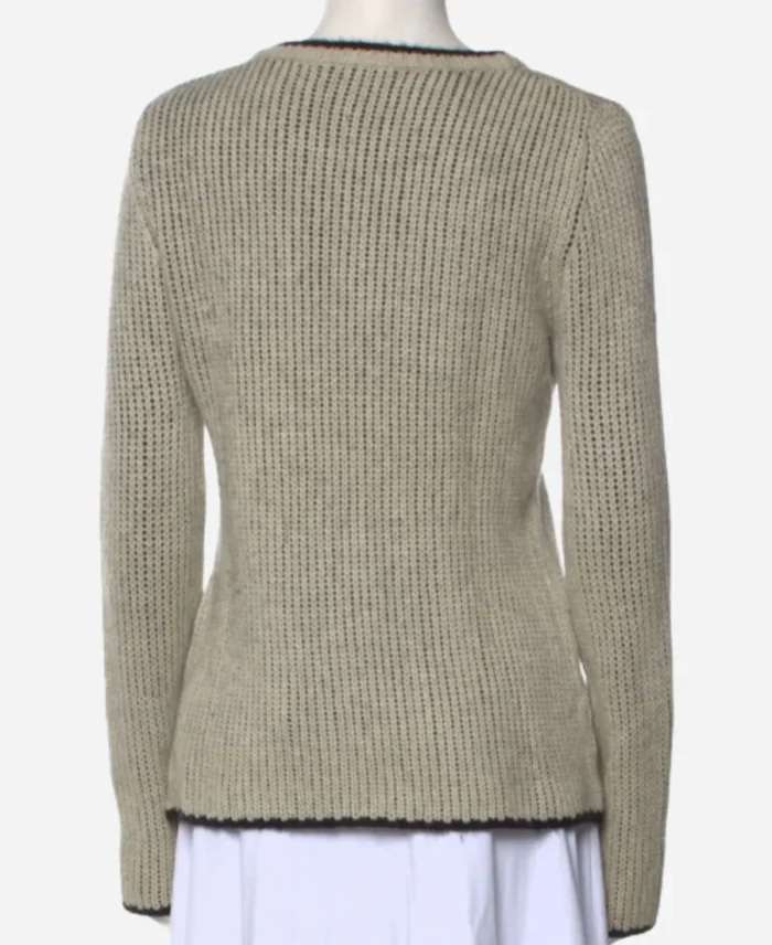 Buffy-The-Vampire-Slayer-Alyson-Hannigan-Peace-Sign-Sweater