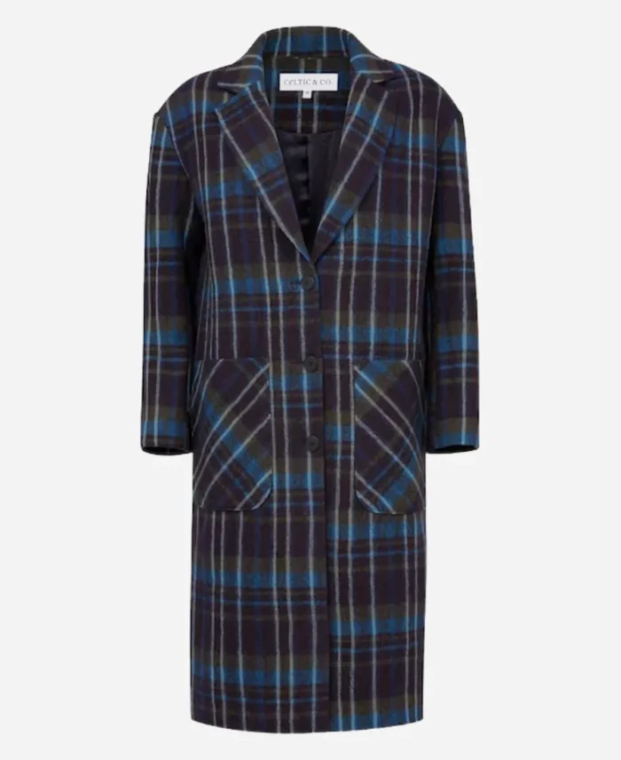 Emma-Barnett-TV-Series-The-Feud-S01-Jill-Halfpenny-Blue-Plaid-Coat