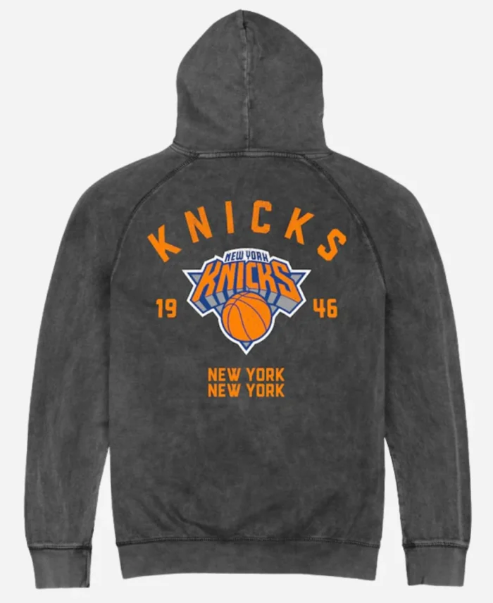 New-York-Knicks-Charcoal-Vintage-Raglan-Pullover-Hoodie