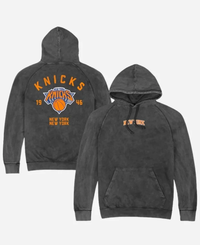 Stadium-Essentials-New-York-Knicks-Vintage-Raglan-Hoodie
