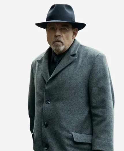 The-Fall-of-the-House-of-Usher-Arthur-Pym-Grey-Coat
