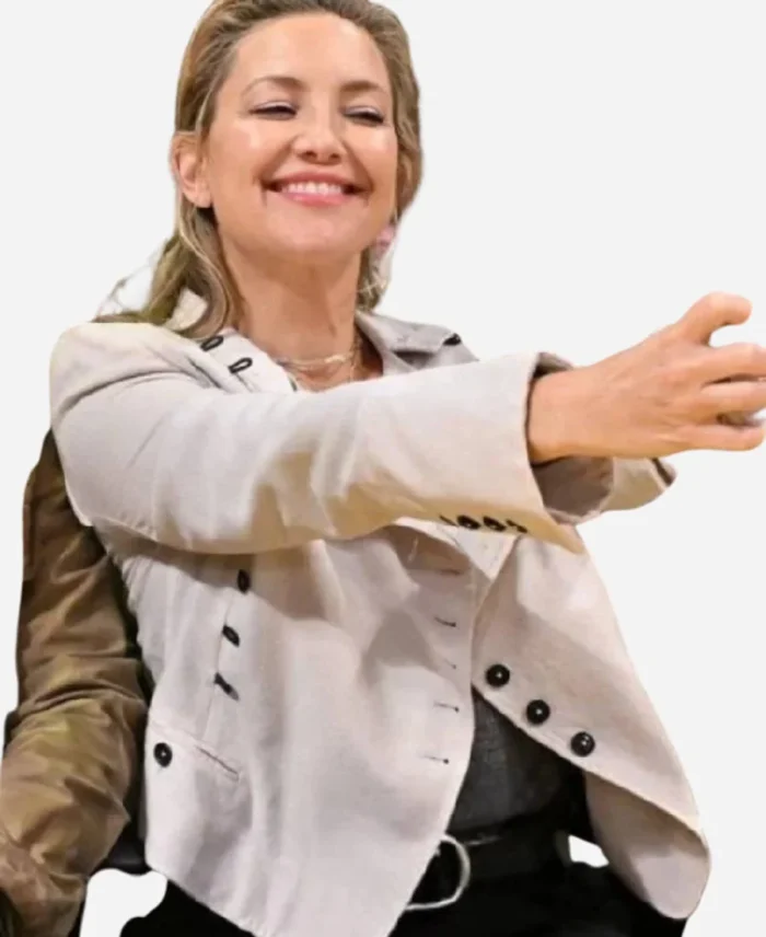 Timberwolves-vs-Lakers-Game-2025-Kate-Hudson-Grey-Jacket