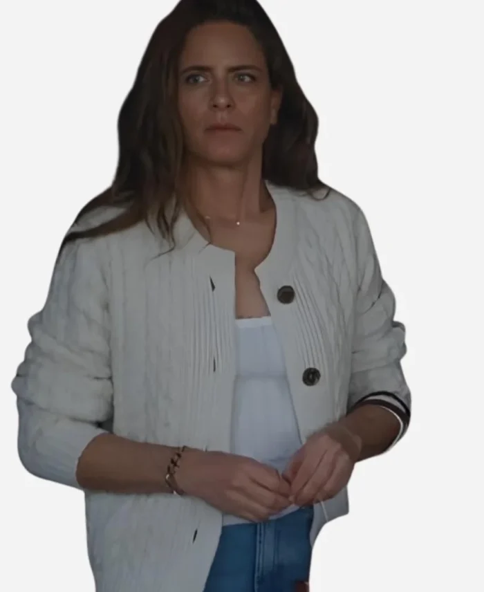Amanda-Peet-Your-Friends-and-Neighbors-Cardigan