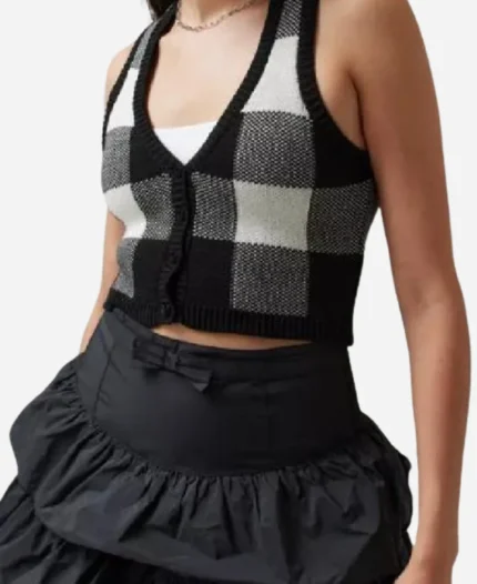 Jazmine-Payne-House-Of-Payne-Season-14-China-Anne-McClain-Black-White-Plaid-Sweater-Vest