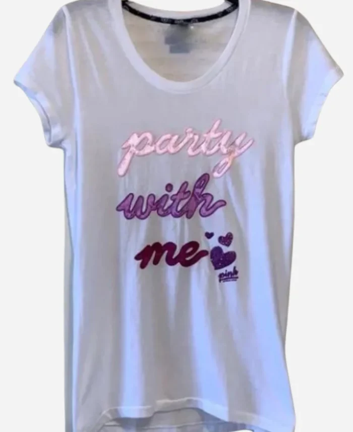 Lindsey-McKeon-TV-Series-One-Tree-Hill-Season-07-Taylor-James-Party-With-Me-White-Printed-T-Shirt