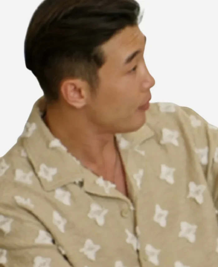 Love-Hotel-S01-Joel-Kim-Booster-Beige-Textured-Shirt