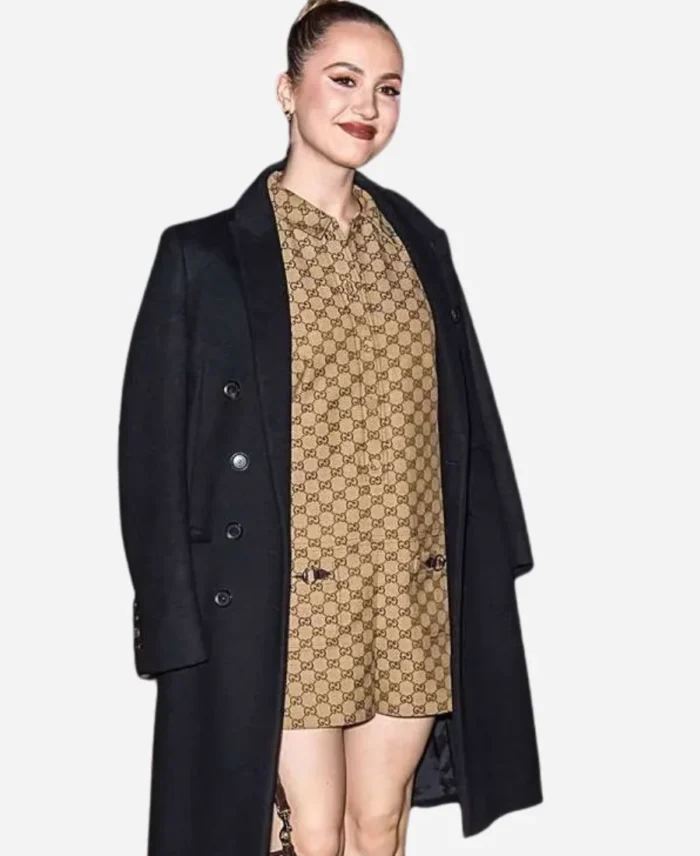 New-York-Fashion-Week-Winter-2024-Maude-Apatow-Wool-Black-Coat