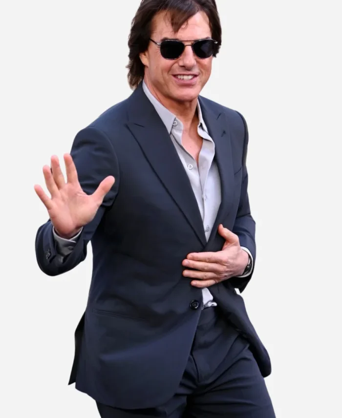 Tom-Cruise-F1-Movie-2025-Premiere-Grey-Blazer