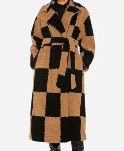 Chelsea DeBoer Down Home Fab S3 Beige & Black Checkered Coat