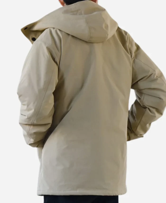 Ethan-Winters-Beige-Jacket