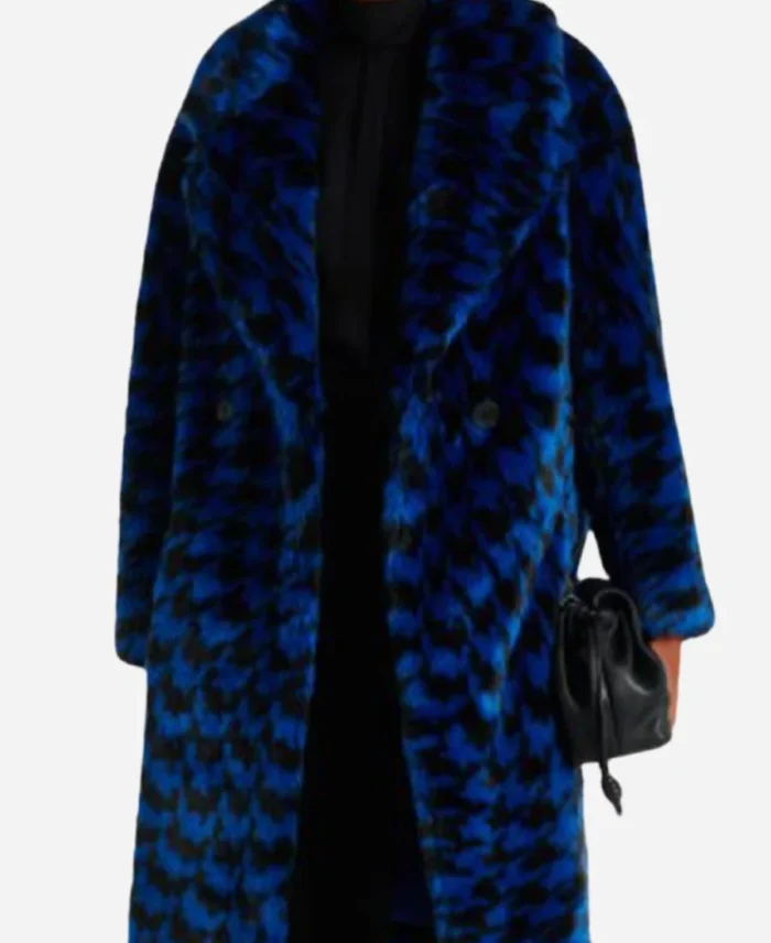 Jean Smart Hacks S04 Blue Printed Fur Coat