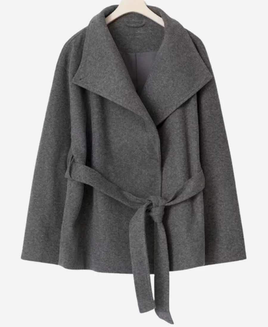 Gina Tricot High Neck Short Jacket For Sale Gina Tricot High Neck Short Jacket For Sale