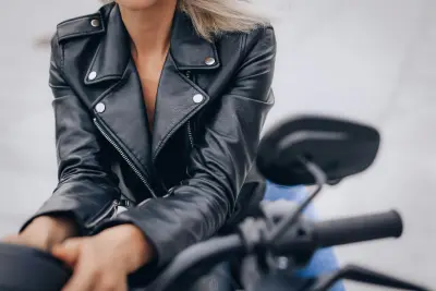 WOMEN LEATHER JACKET BANNER